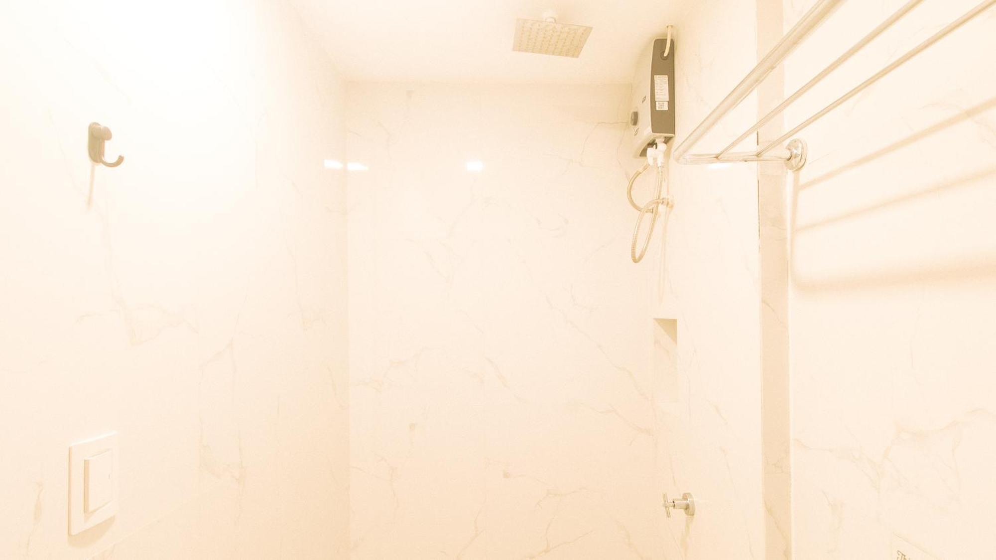 Reddoorz Plus At Seventy Five Inn Near Manila Airport Paranaque City Εξωτερικό φωτογραφία