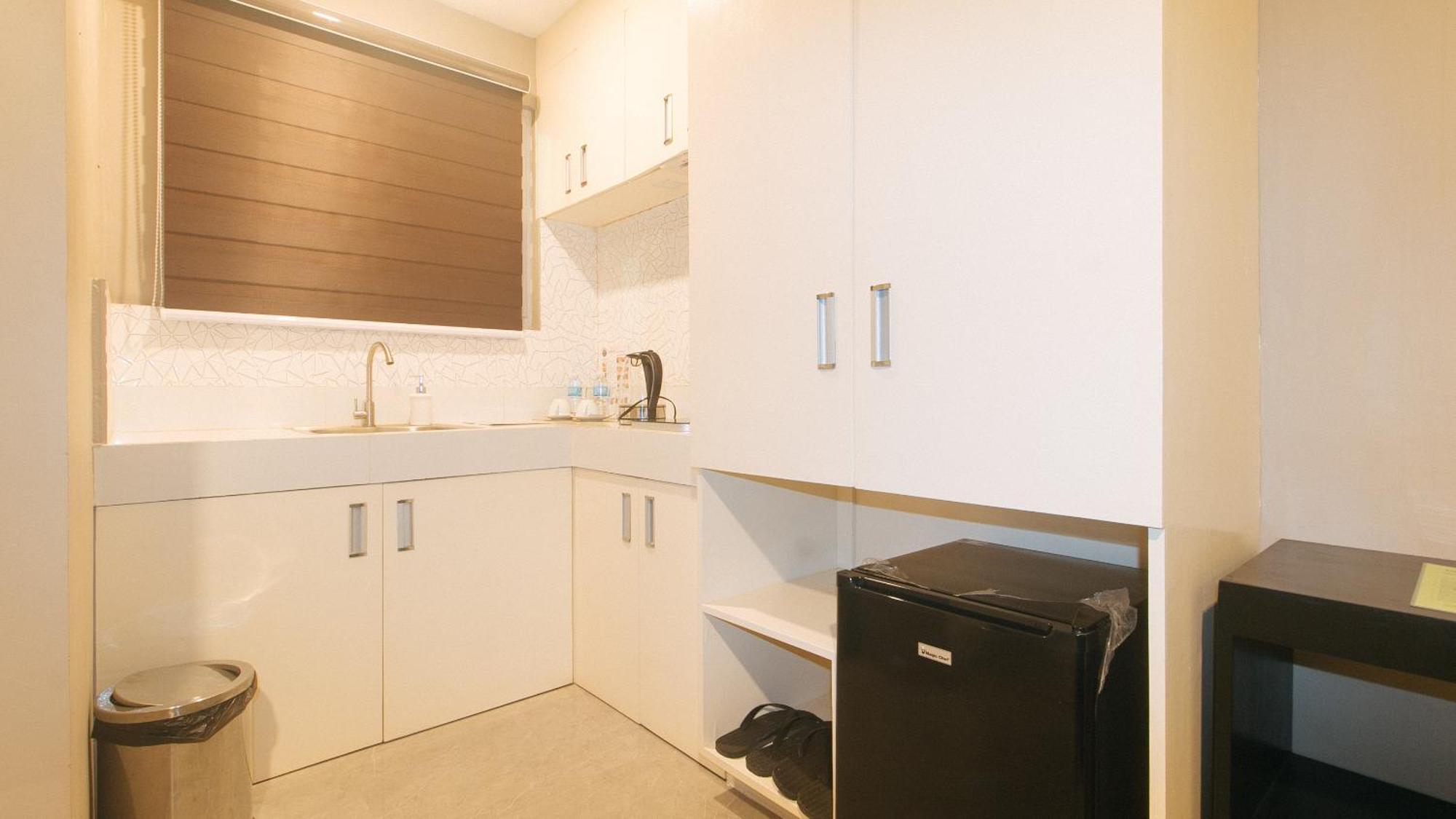 Reddoorz Plus At Seventy Five Inn Near Manila Airport Paranaque City Εξωτερικό φωτογραφία