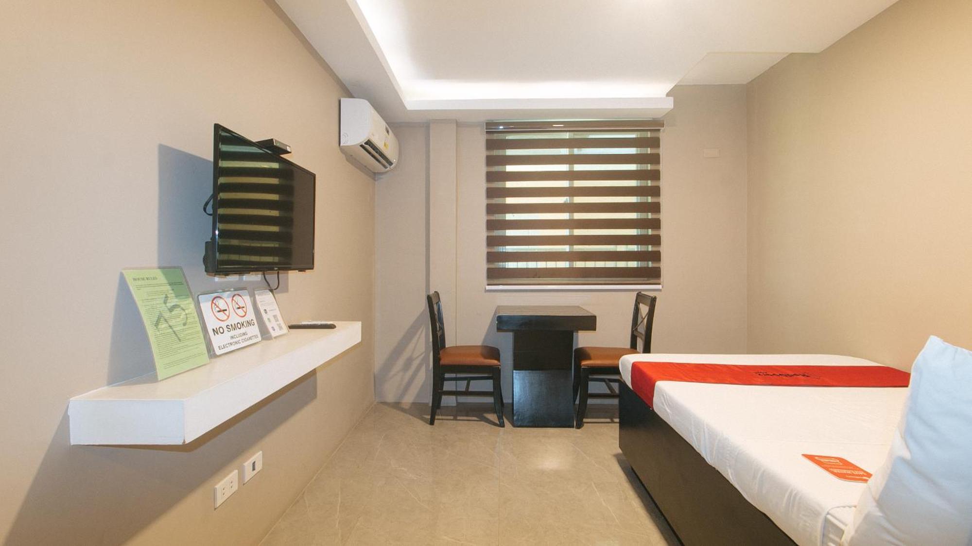 Reddoorz Plus At Seventy Five Inn Near Manila Airport Paranaque City Εξωτερικό φωτογραφία