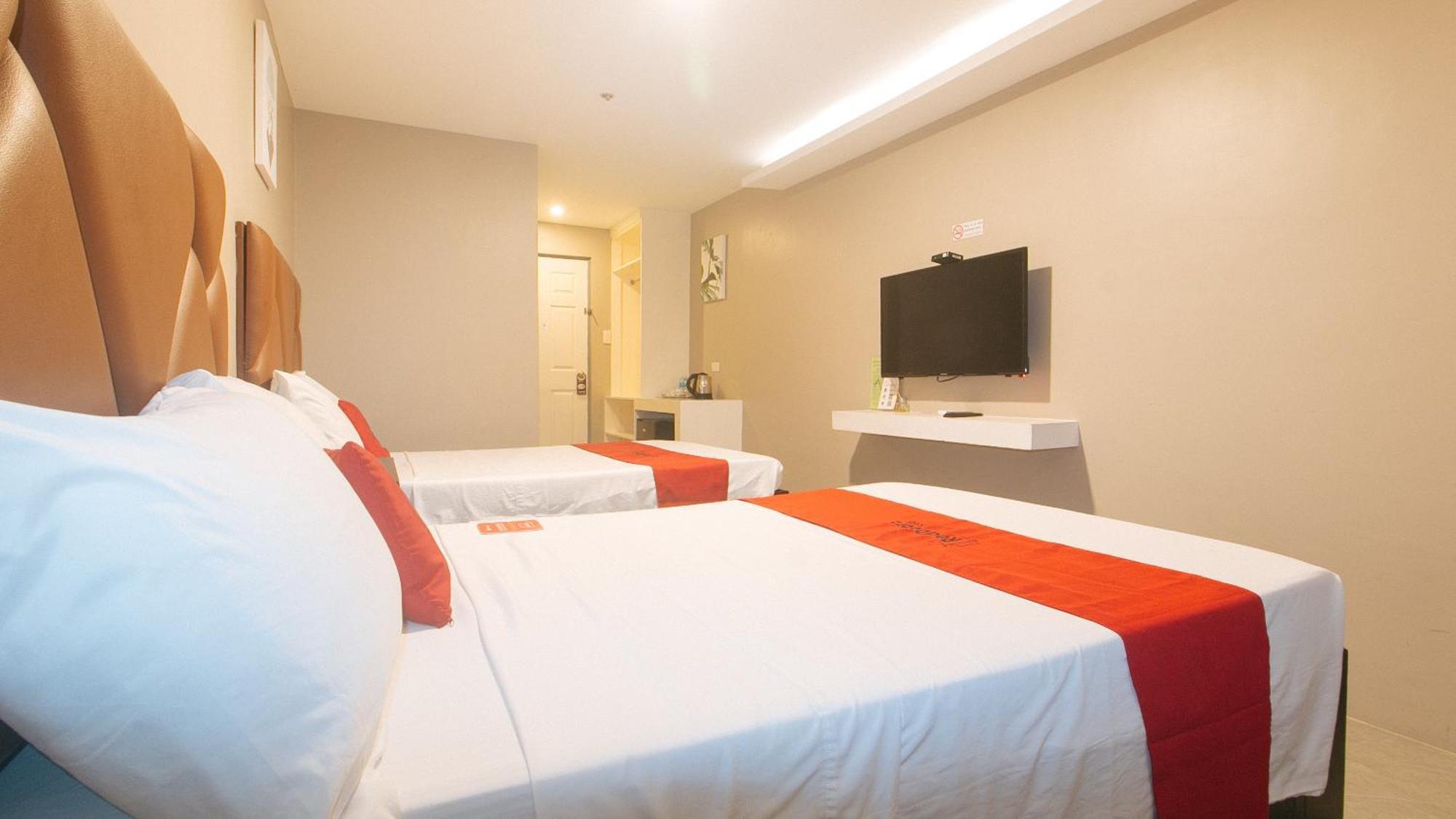 Reddoorz Plus At Seventy Five Inn Near Manila Airport Paranaque City Εξωτερικό φωτογραφία